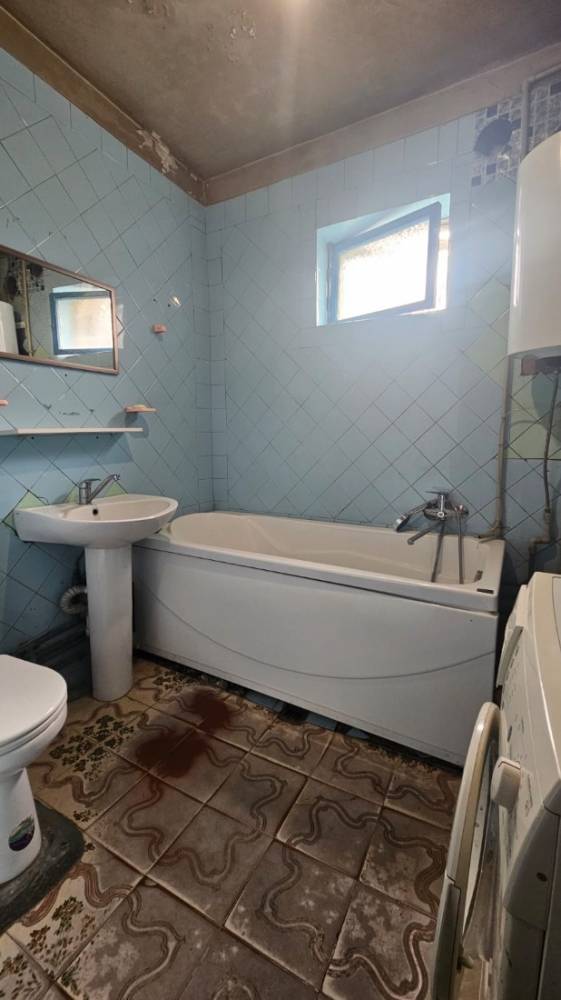 1f8f5ce8-0a76-4939-aff6-0a045c36bd10