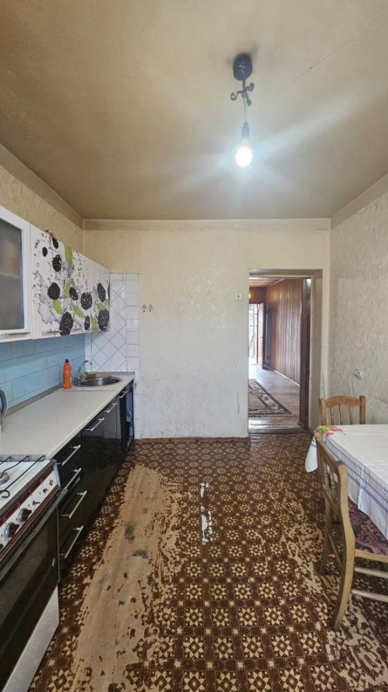 93adf1d4-5813-433b-b9e7-20c1a886481c