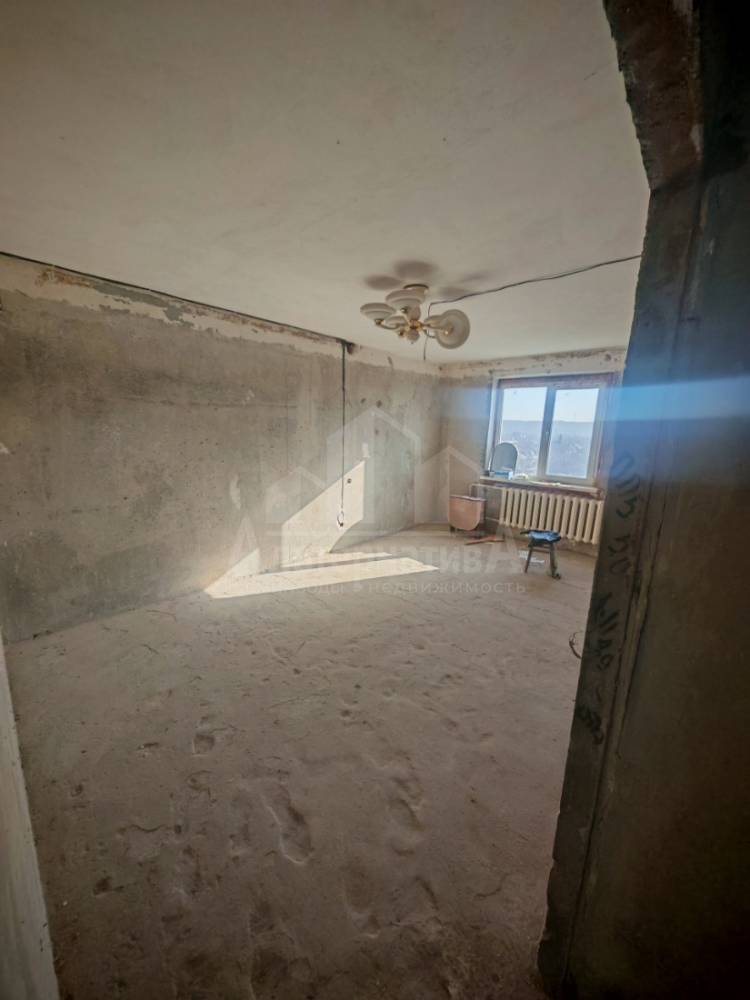 Ставропольский край, Пятигорск, пос.Горячеводский, Левадинский спуск ул.; Квартира 69м² 5/5 эт.