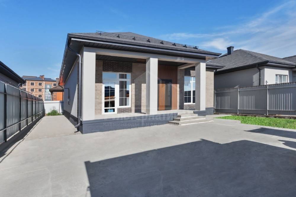 Ставропольский край, Ессентуки, Прибрежный, Рыбникова ул.; Дом 132м² на участке 4 сот. 1 эт.