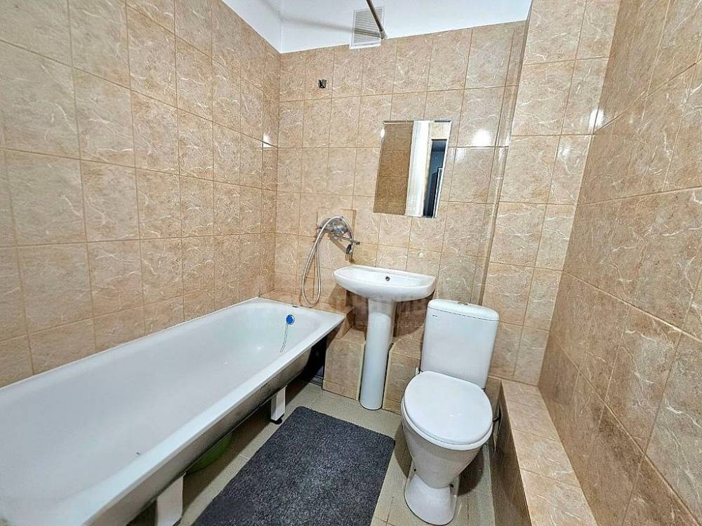 b60bed8c-5a53-46a0-afe5-cfff49a35bcf