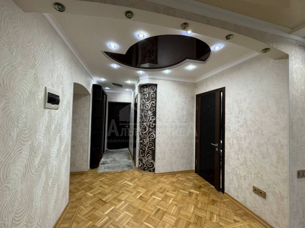 d40971cd-aaee-49a8-b1f3-0a046379e3f3