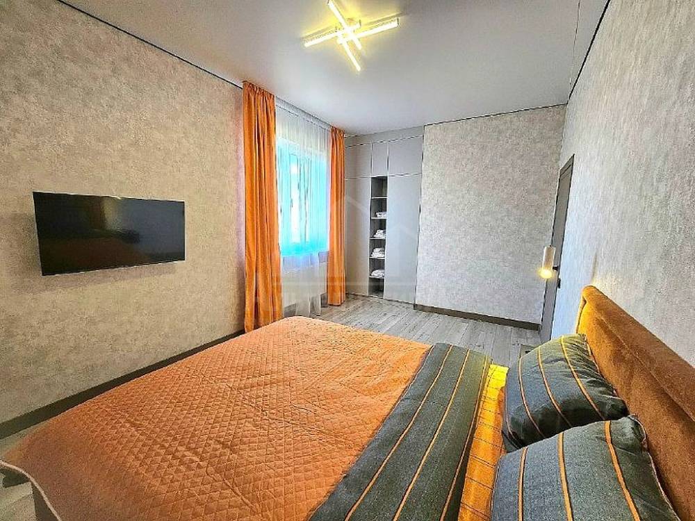 30a82993-5fca-4cc2-a6b4-ad43e486ed86