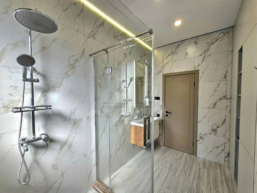 b6311c3c-d17d-4bbf-82a5-34b1fbfb924d