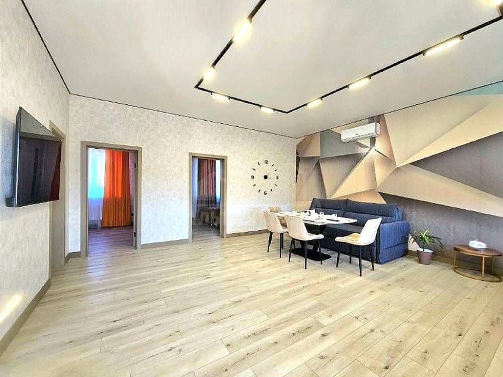 e7bb4a2b-ed08-4911-9190-fd7cfa103228