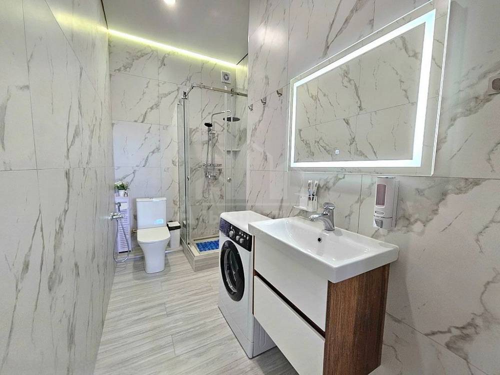 9db52e32-a9d8-48f5-9aca-3a8e7c12303e