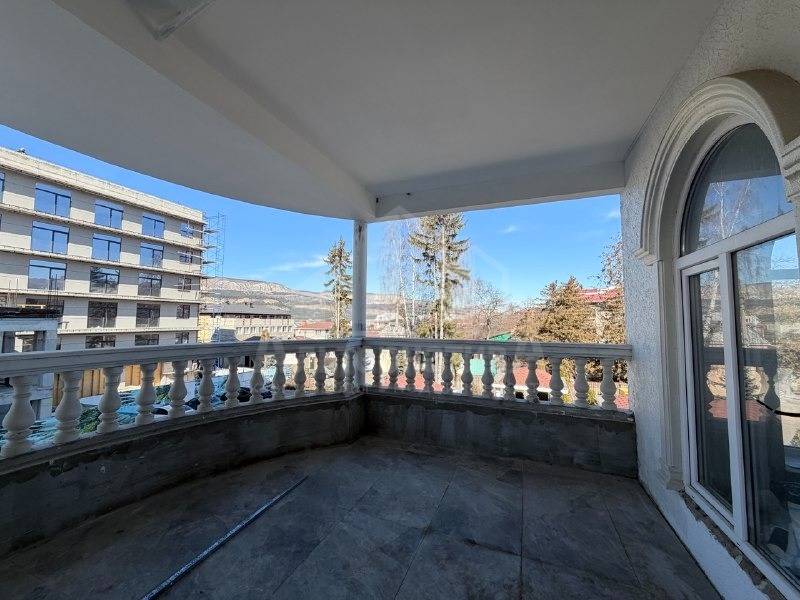 e24b7a30-c63e-44b6-bc7c-9ffb5b6bb606