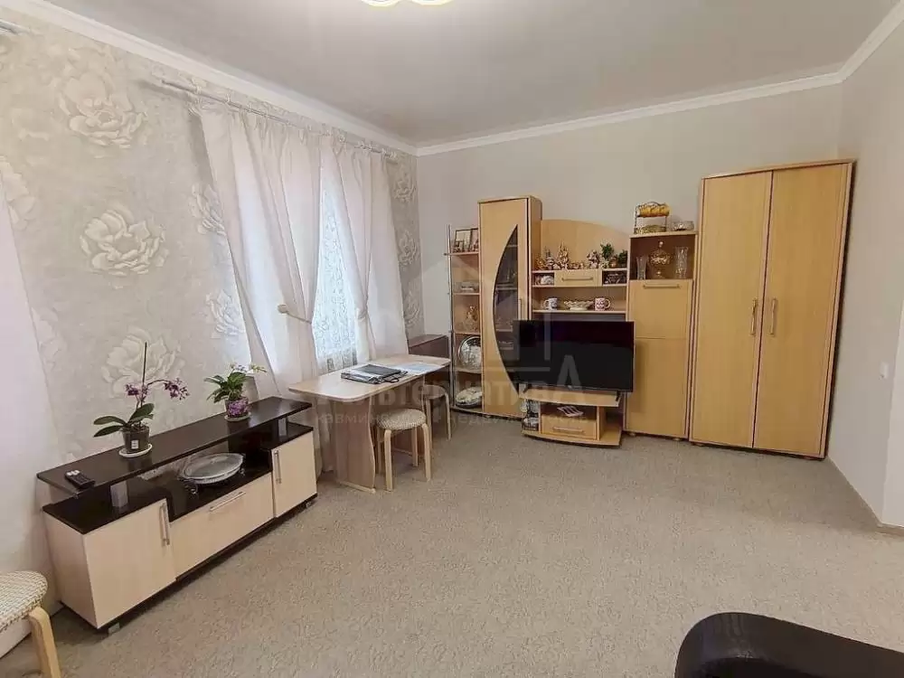 комната на 2 этаже
