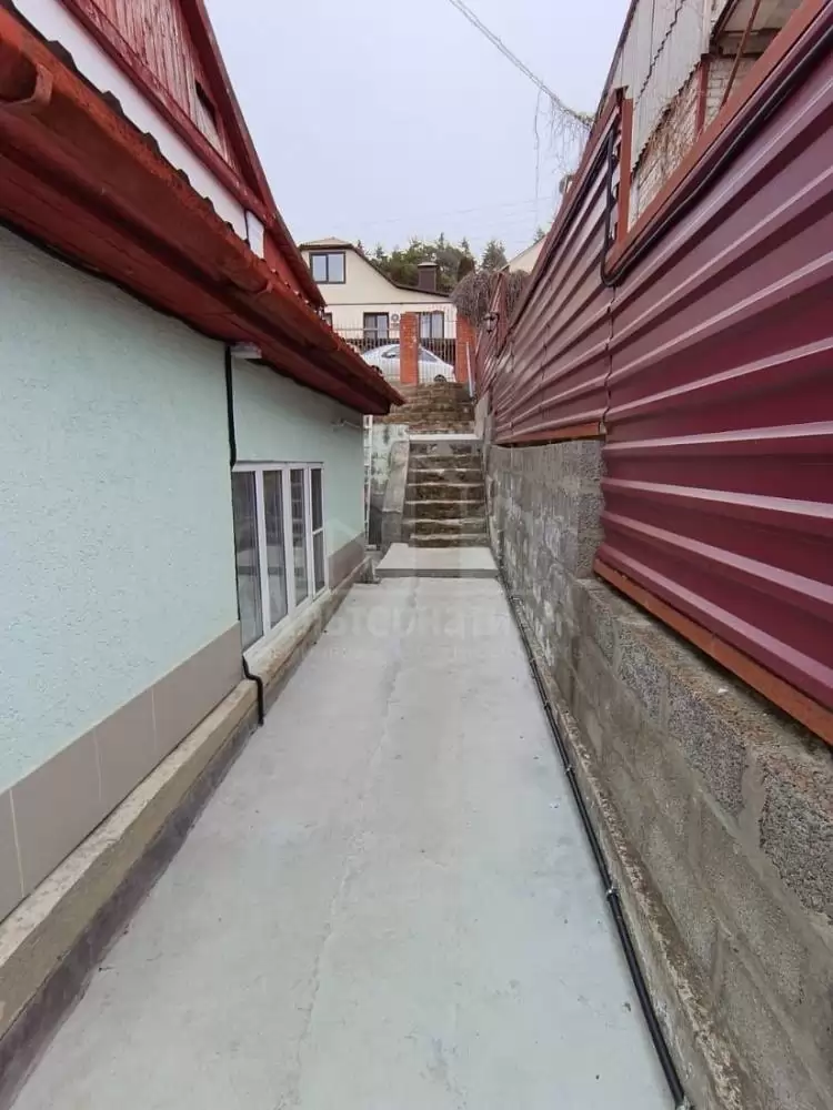 лестница к 1 этажу