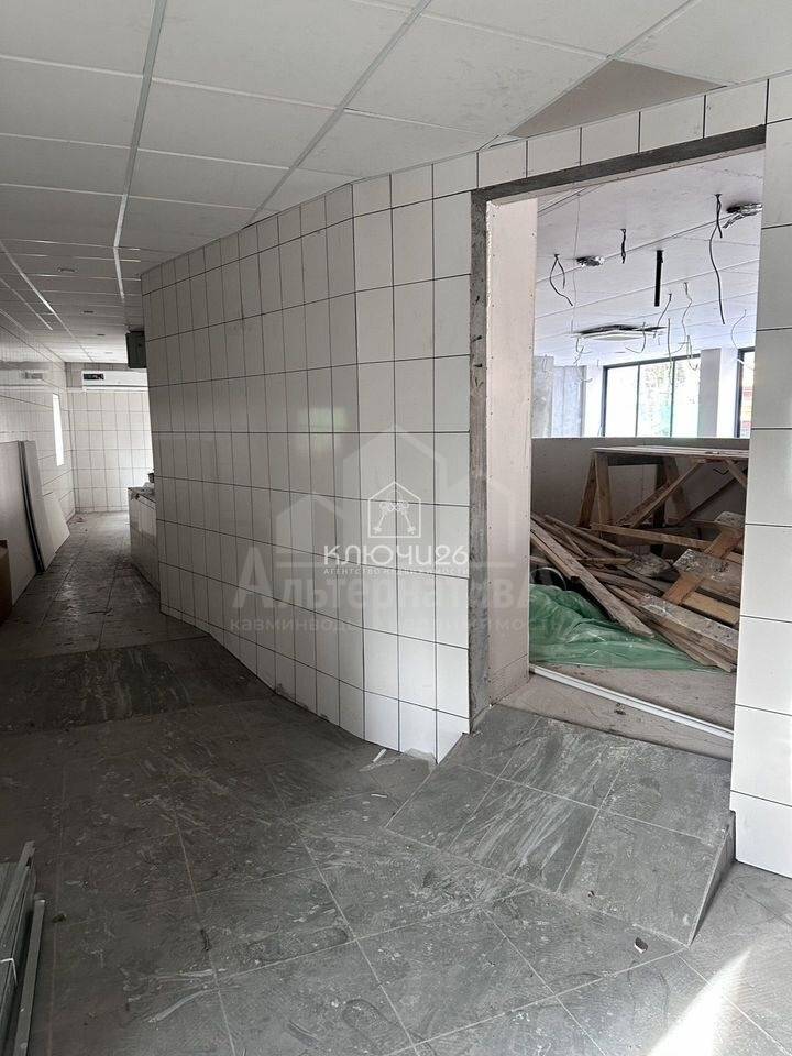 photo_5262748020955093652_y