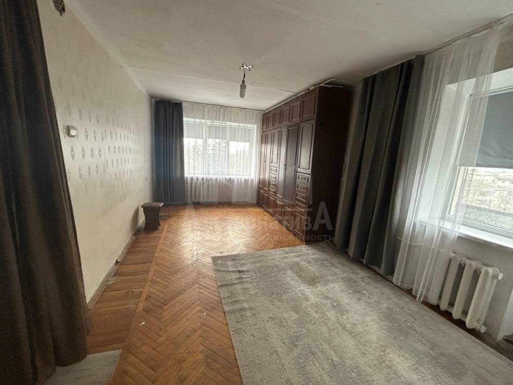 photo_5287518278467131740_y