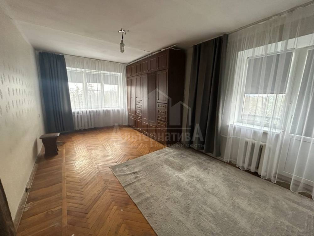 photo_5287518278467131753_y