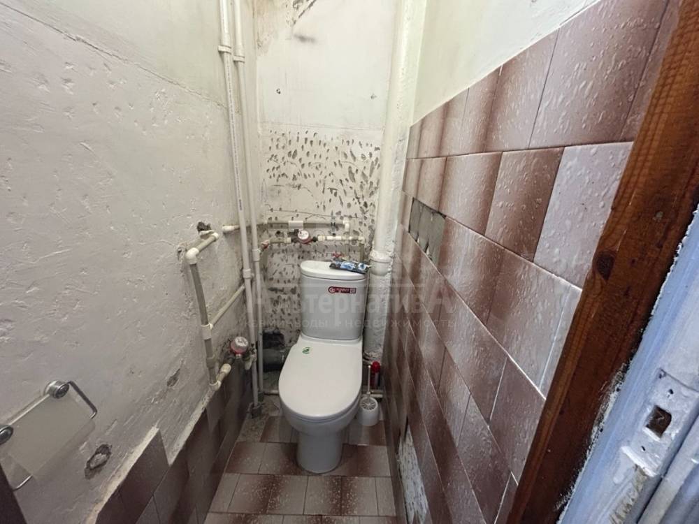 photo_5287518278467131752_y