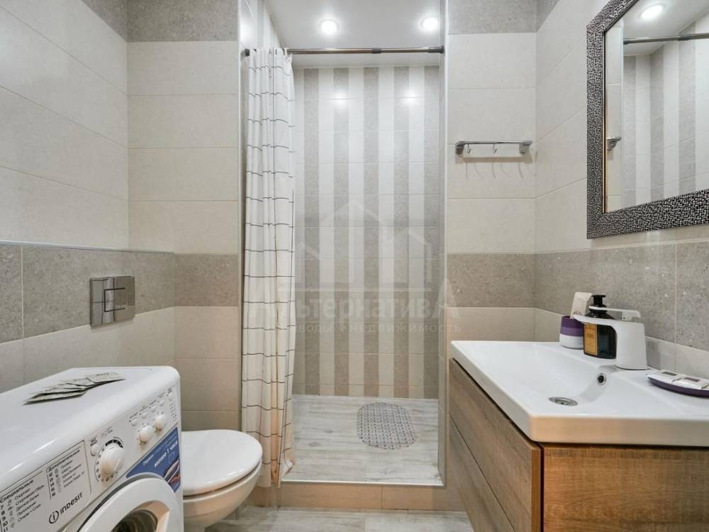 0f1f9aed-5abd-45f0-9394-7b13db6a2921