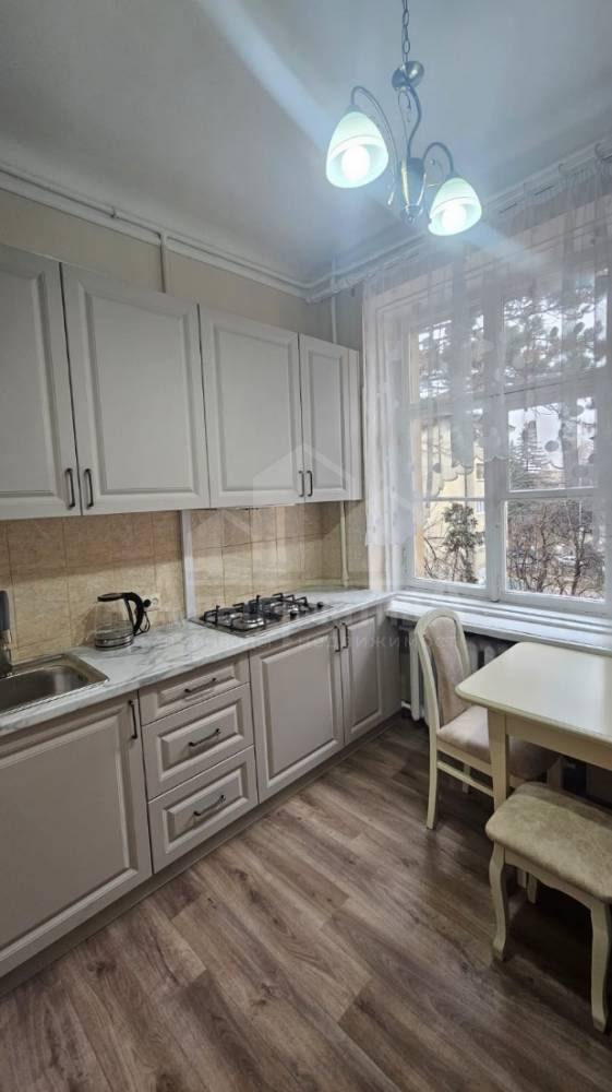 3ebe6973-3c5c-4fa7-bce5-5f5cddeaea2d