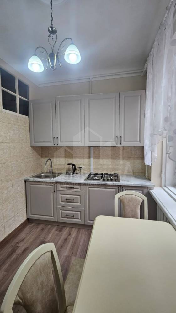 b227f685-b92f-46b0-9d4e-65f5b2ec56dd