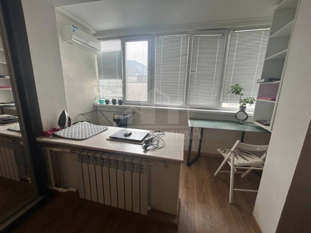 photo_5275982838123665297_y