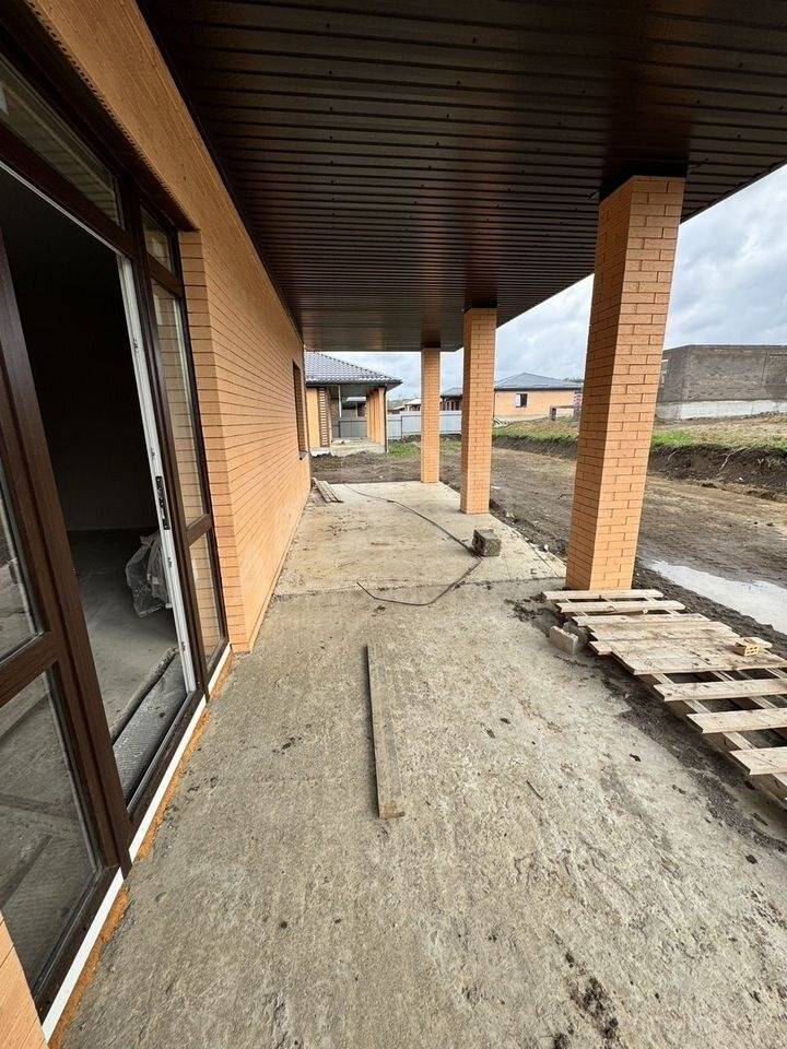 photo_5276071224255649212_y