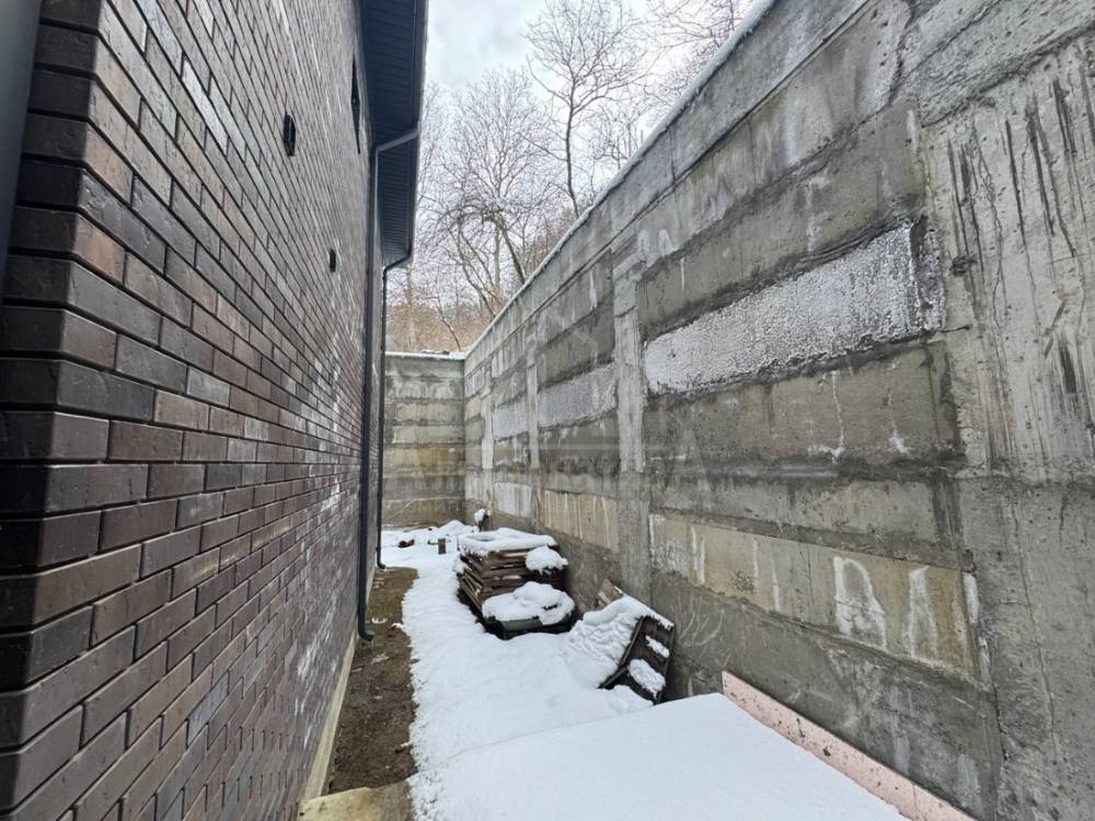 c4846074-b53b-4cf1-a539-1a1d36d998d3