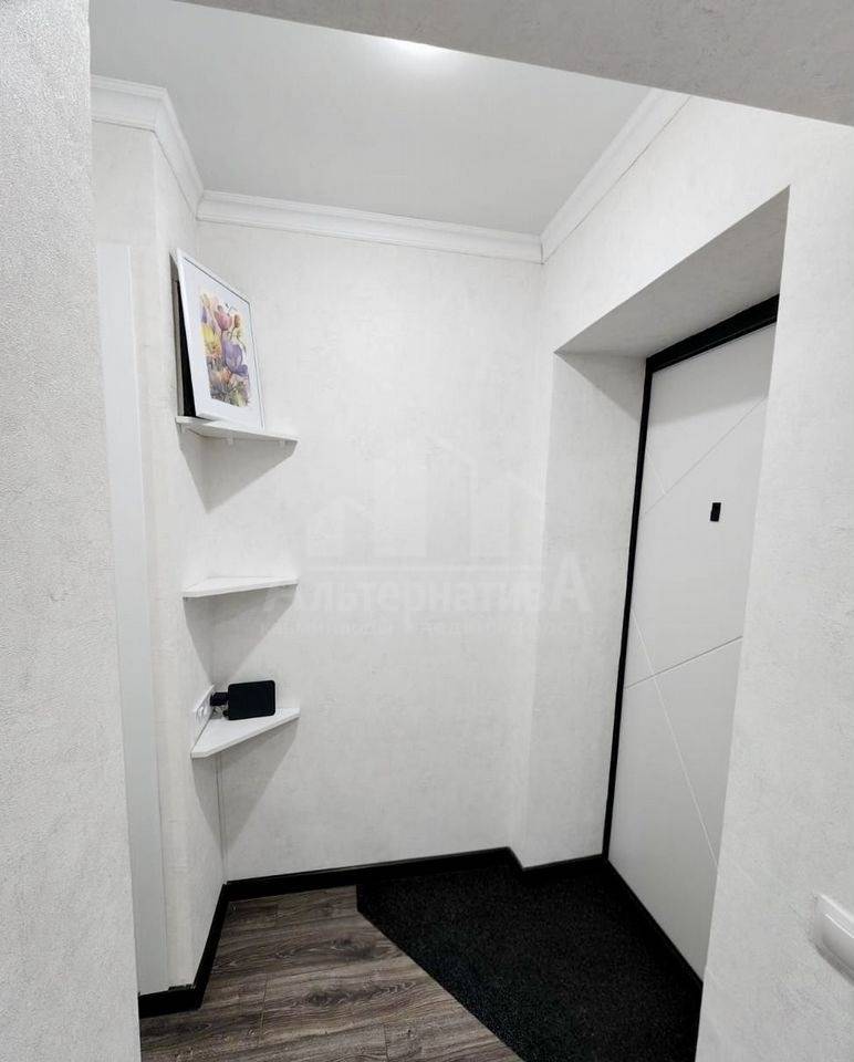 photo_5307771634838082814_y