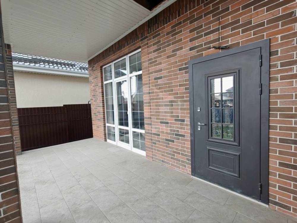 Ставропольский край, Ессентуки, ст. Ессентукская, Красивая ул.; Дом 125м² на участке 4 сот. 1 эт.