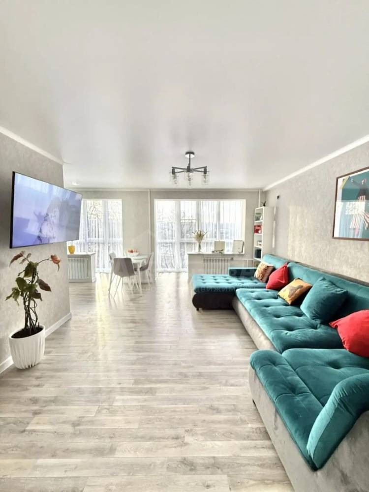 Ставропольский край, Кисловодск, Рынок, Героев Медиков ул.; Квартира 60м² 4/5 эт.