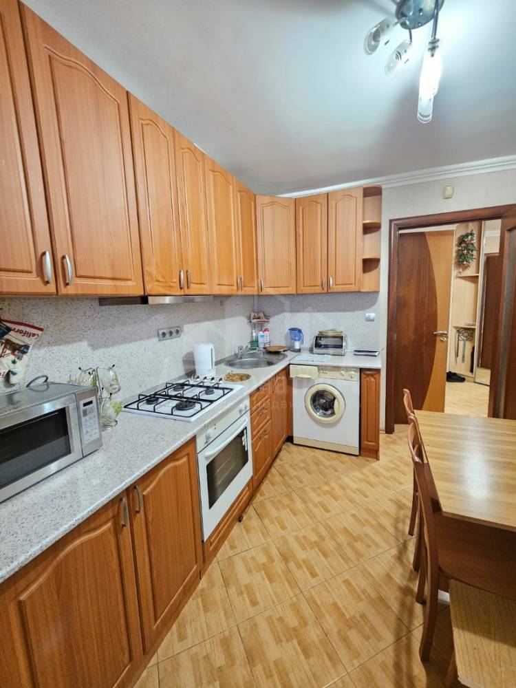 4ec18196-f7d5-4014-a769-6855ccce2e95