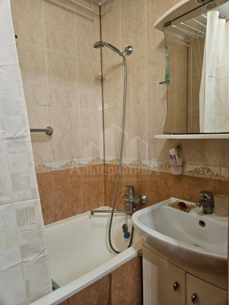 f865f6db-158f-4646-bf2e-9c931e4e94c9