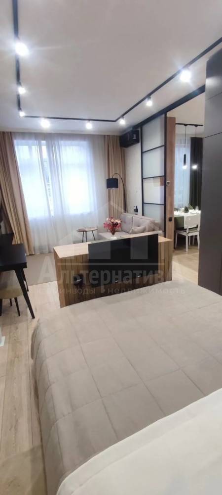 f0432dcd-5dd1-4f66-bed7-e93893aadda3