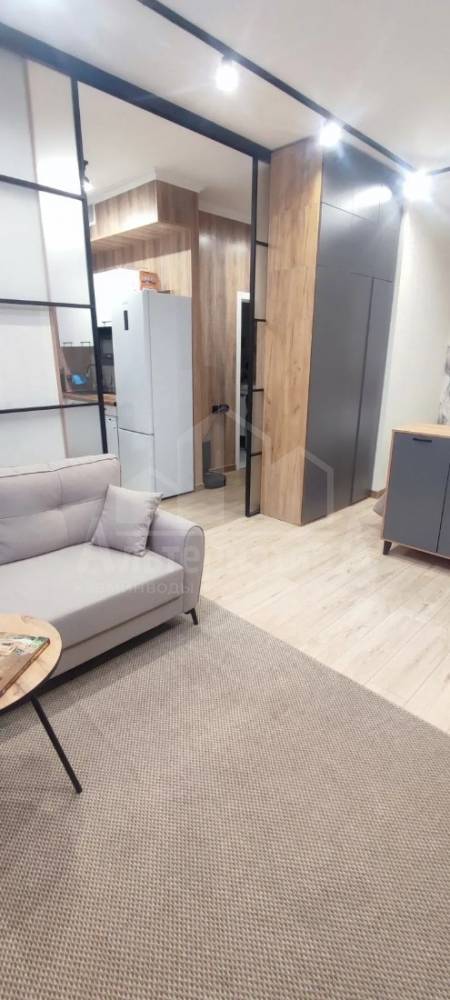 99b076fe-c1f6-4067-8c5e-1ef6d1484a0e