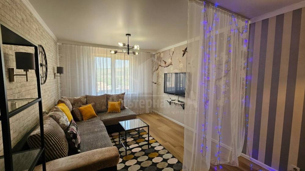 Ставропольский край, Кисловодск, 16-ой школы, Пионерская ул.; Квартира 60м² 5/5 эт.