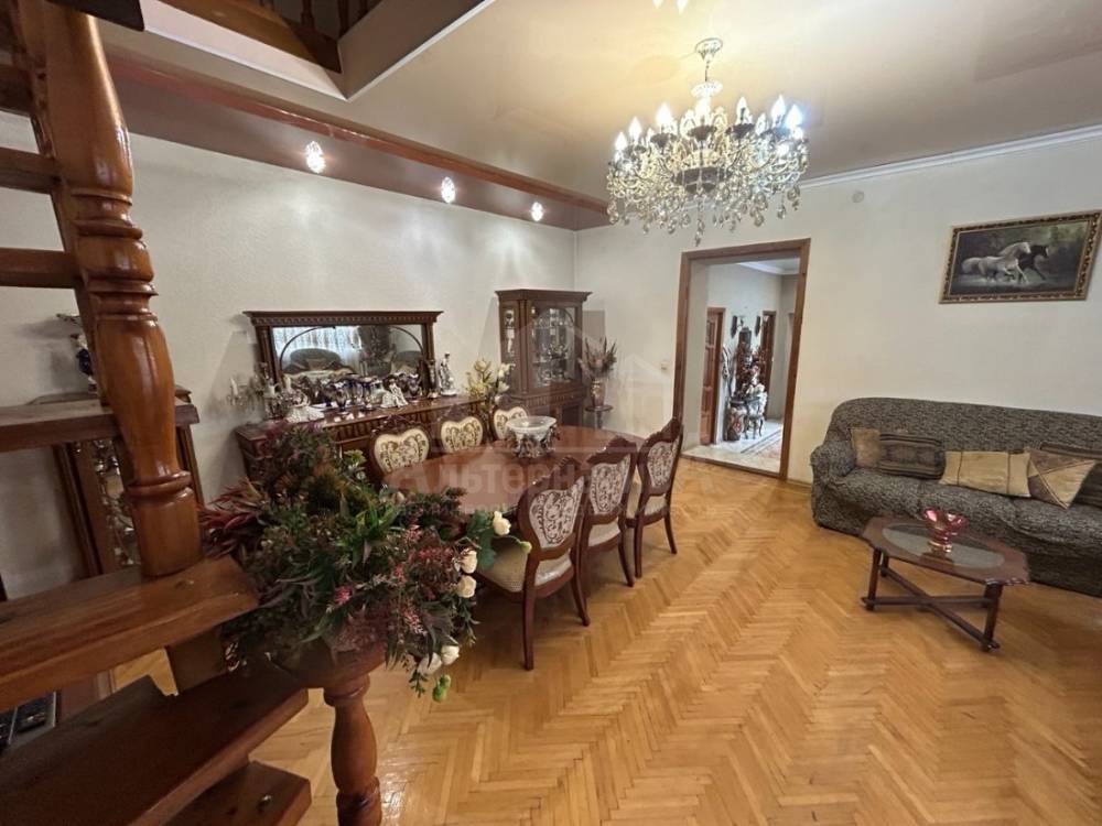 Ставропольский край, Пятигорск, Квартал, Лопатина ул.; Дом 160м² на участке 6 сот. 2 эт.