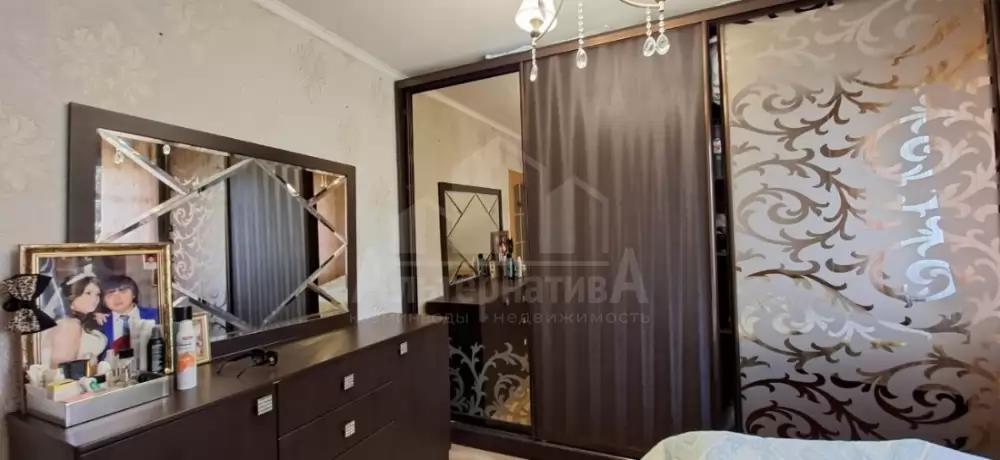 1000198074