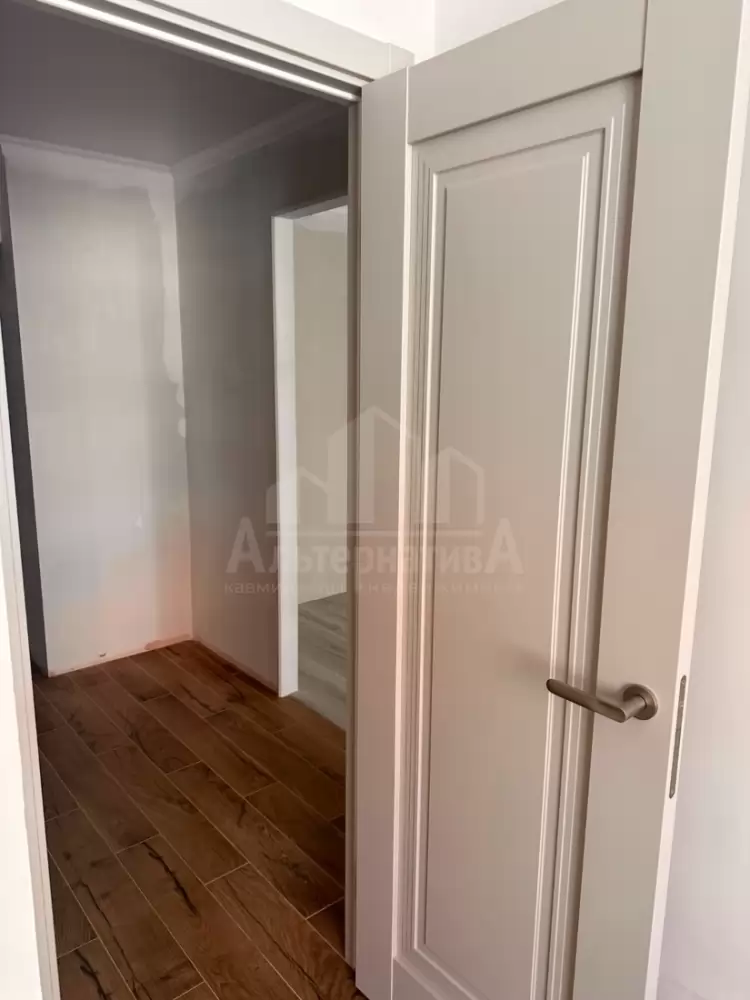1000202256