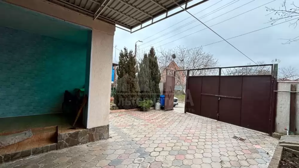 1000578720