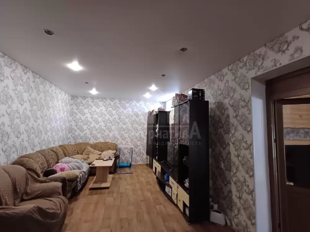 1000580429