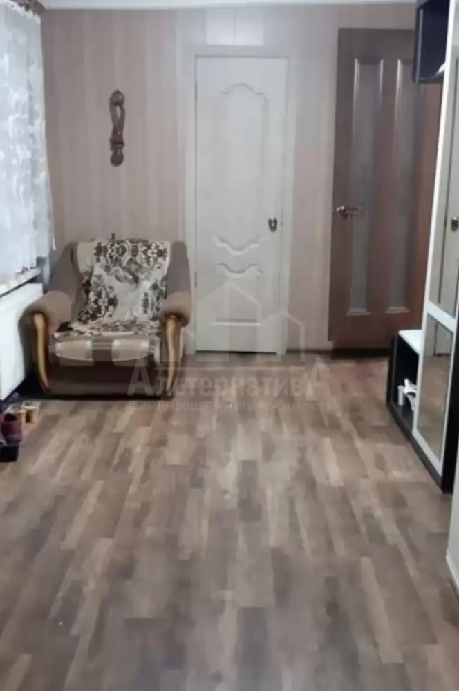 1000581300