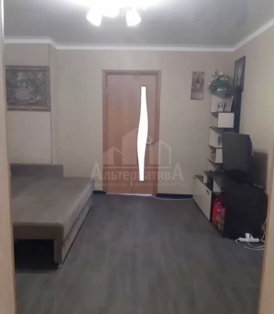 1000581276