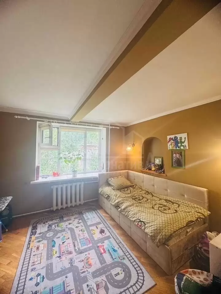 f03087ff-c76c-4f1e-8c9e-ef19bc14325f