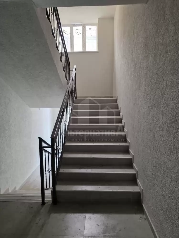 1000593070