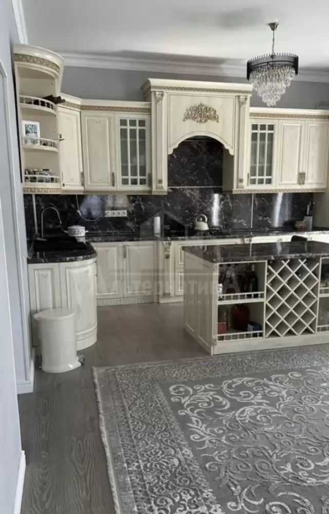 1000590331
