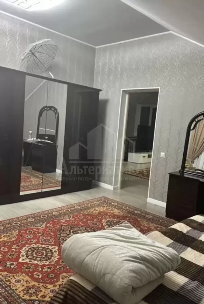1000590347