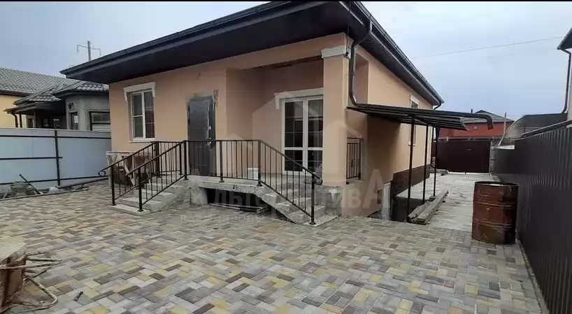 1000597017