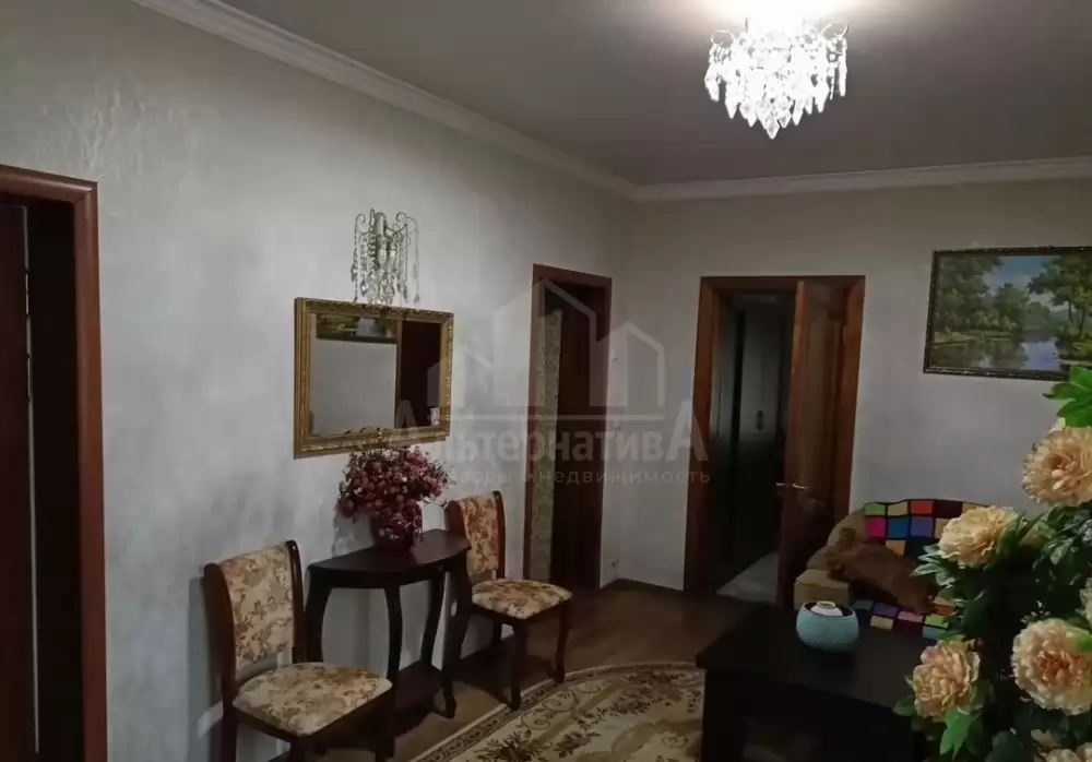 1000594525