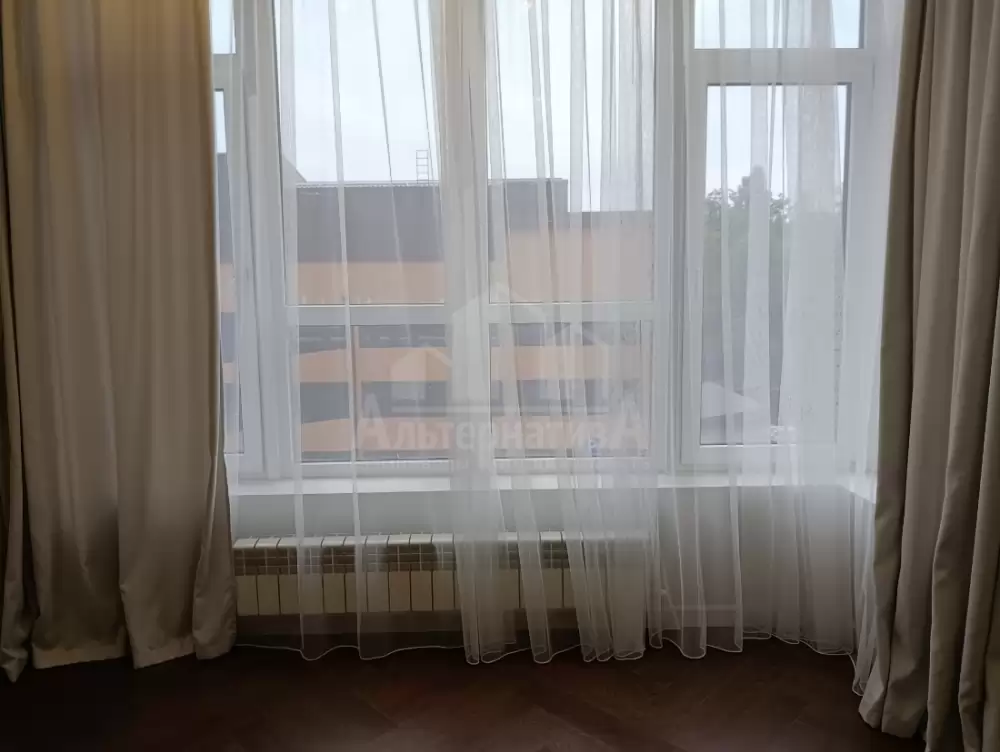 1000217220