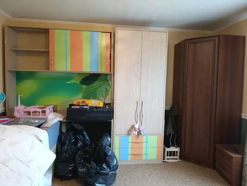1000218701
