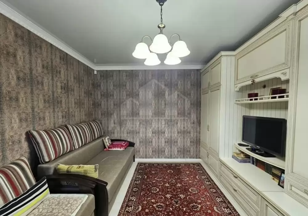 1000601435