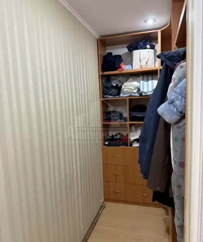1000601321