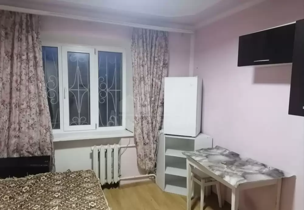1000225525