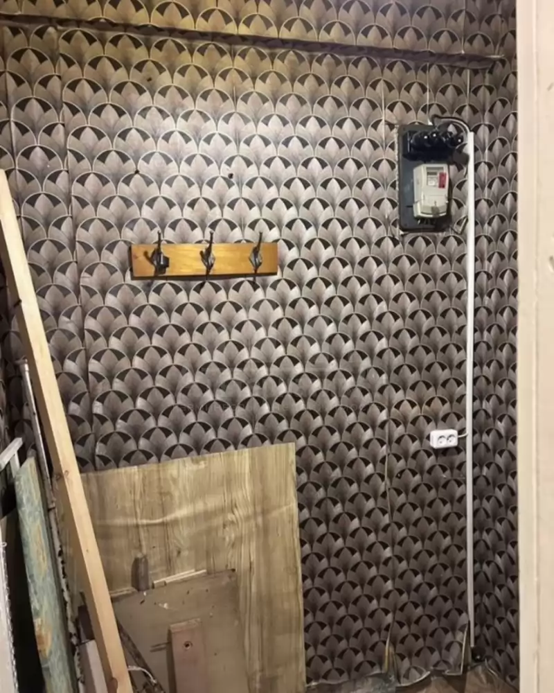 1000229505